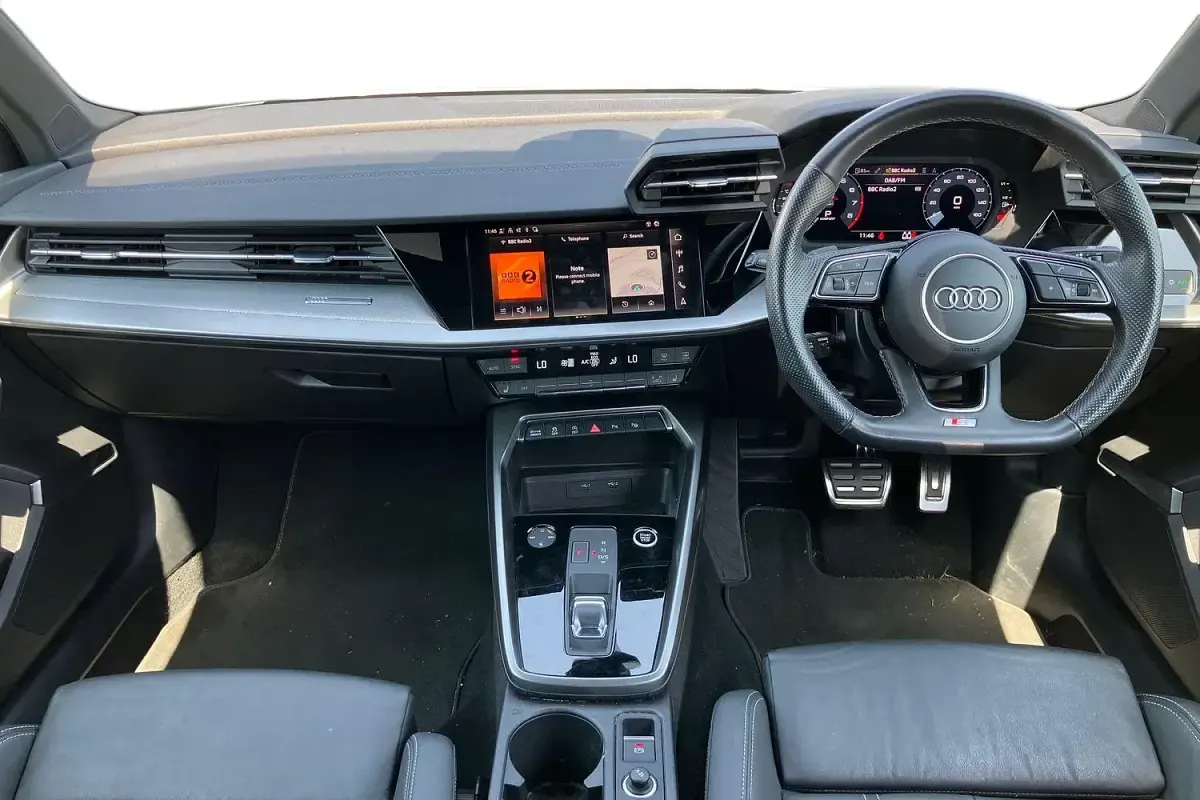 Used Audi A3 Comfort 150 HP (110 kW) 2022 White Sedan