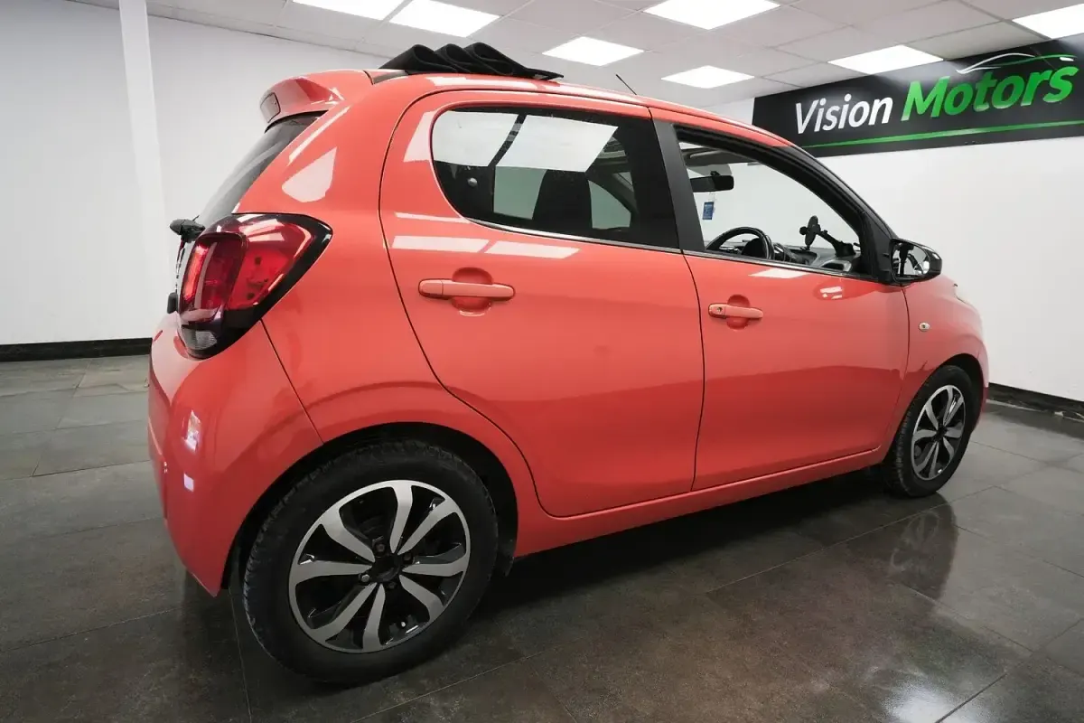 Used Citroën C1 Flair 68 HP (50 kW) 2014 Orange Hatchback