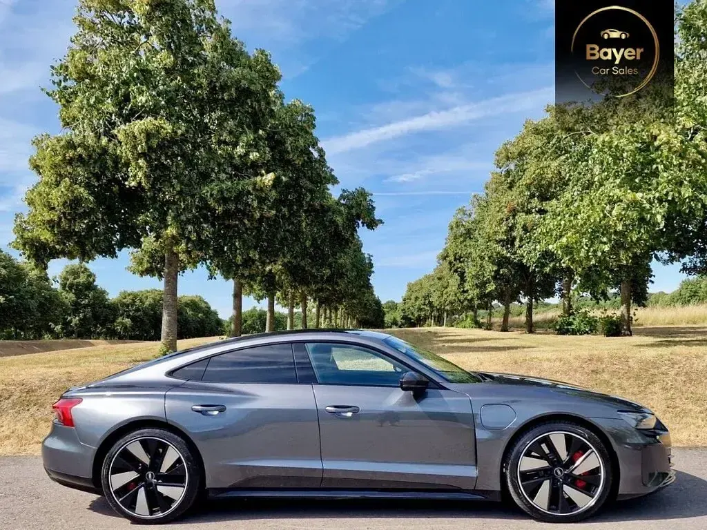 Used Audi RS e-tron GT Basis 475 kW (646 HP) 2021 Grey Sedan