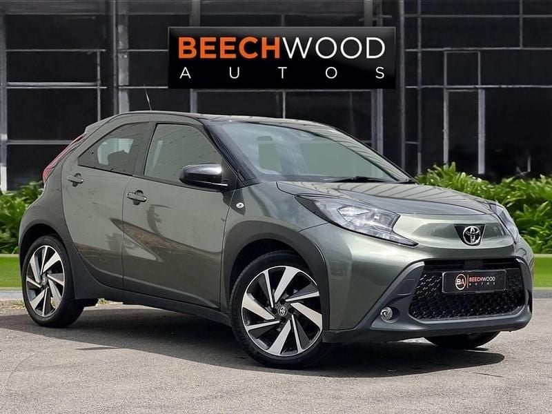 Green Used 2022 Toyota Aygo Hatchback | £11,500 (Fair price) - Image 1/4
