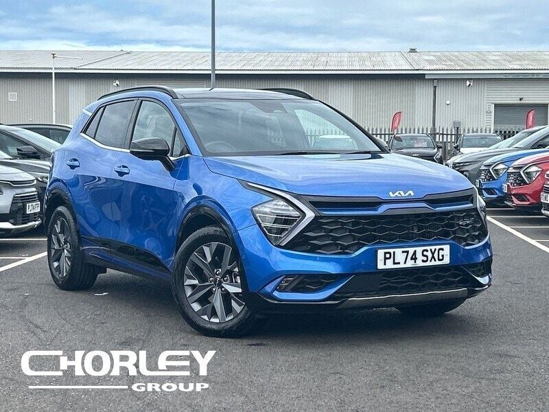 Blue Used 2025 Kia Sportage 2 SUV | £32,136 (Good price) - Image 1/4