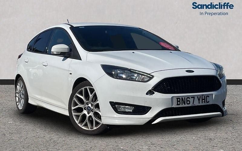 White Used 2017 Ford Focus ST-Line Hatchback | £7,204 (Fair price) - Image 1/4