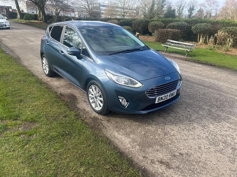 Used Ford Fiesta Titanium 95 HP (69 kW) 2020 Blue Hatchback