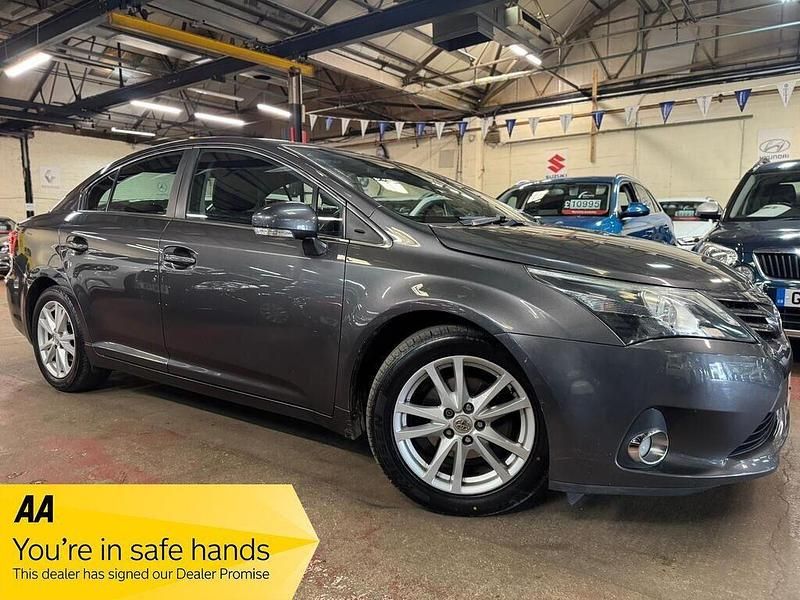Used Toyota Avensis 124 HP (91 kW) 2012 Grey Sedan
