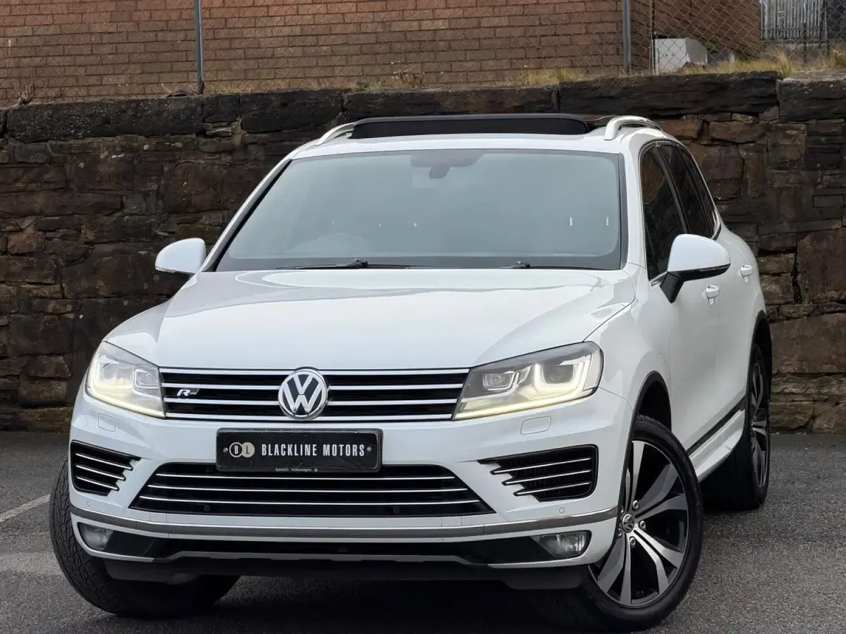 Używany VW Touareg R-line 262 KM (192 kW) 2015 Biały SUV