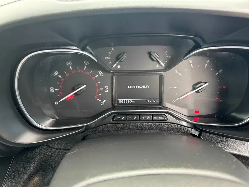 Used Citroën Berlingo 100 HP (73 kW) 2022 White MPV