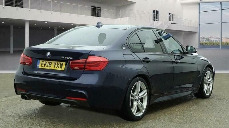 Used BMW 330e M Sport 2018 Blue