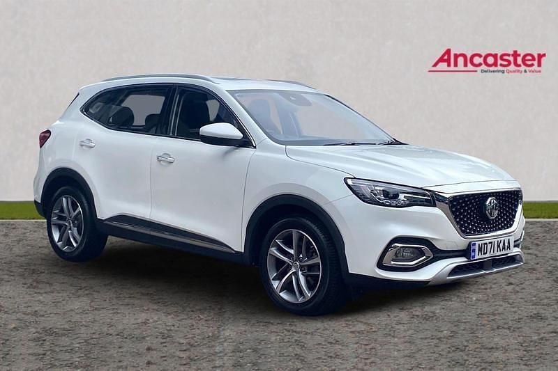 White Used 2022 MG HS Exclusive SUV | £16,795 (Fair price) - Image 1/4