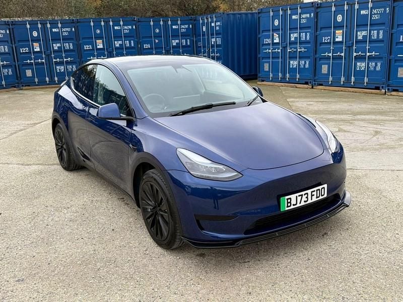 Used Tesla Model Y RWD 219 kW (299 HP) 2023 Blue SUV