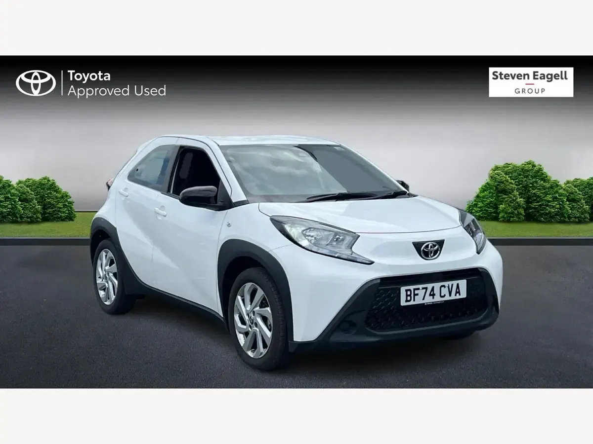 Used Toyota Aygo X PURE 72 HP (52 kW) 2024 SUV