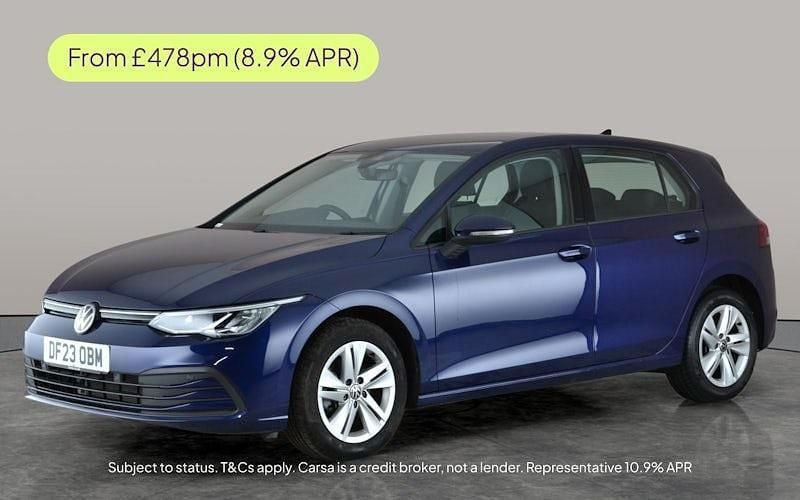 Used 2024 VW Golf VIII Life Hatchback | £17,236 (Good price) - Image 1/2