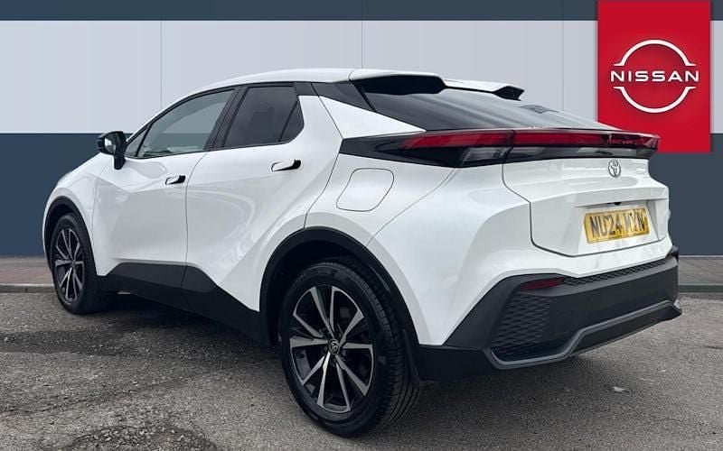 Used Toyota C-HR Design 140 HP (102 kW) 2026 SUV