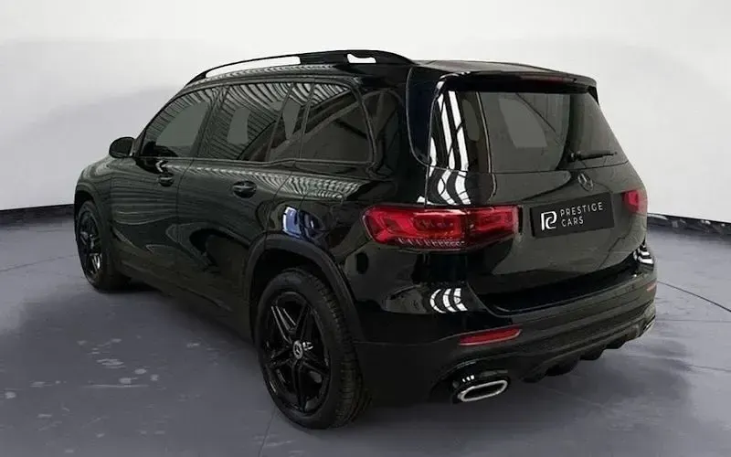 Used Mercedes GLB200 Executive 163 HP (119 kW) 2022 Black SUV