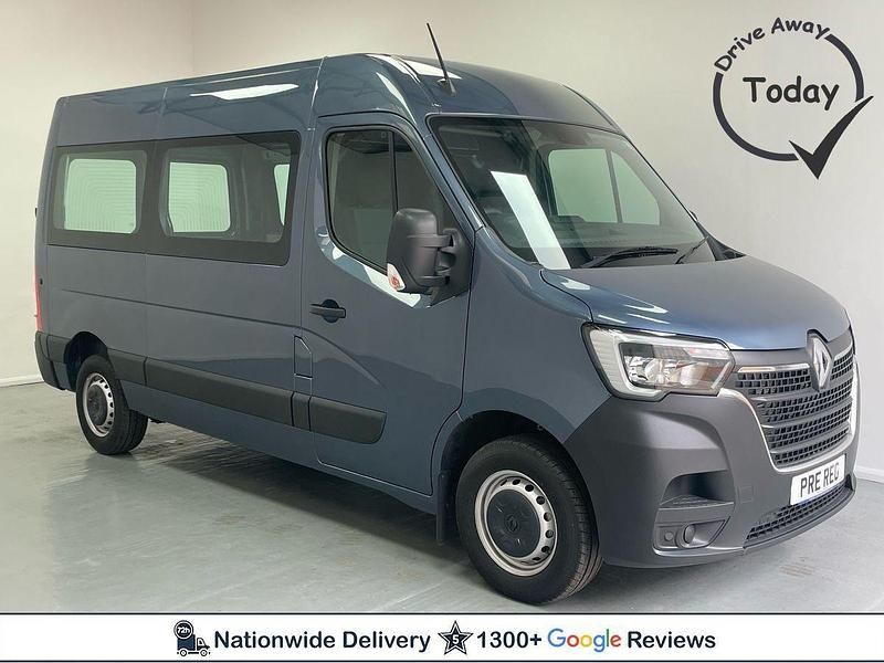 Blue New 2025 Renault Master Van | £22,950 (Super price) - Image 1/4