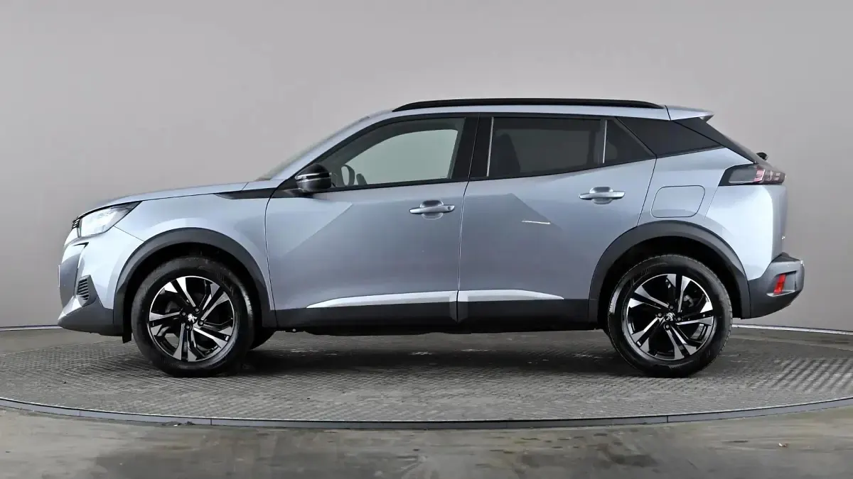Used Peugeot 2008 Allure+ 101 HP (74 kW) 2023 Grey SUV