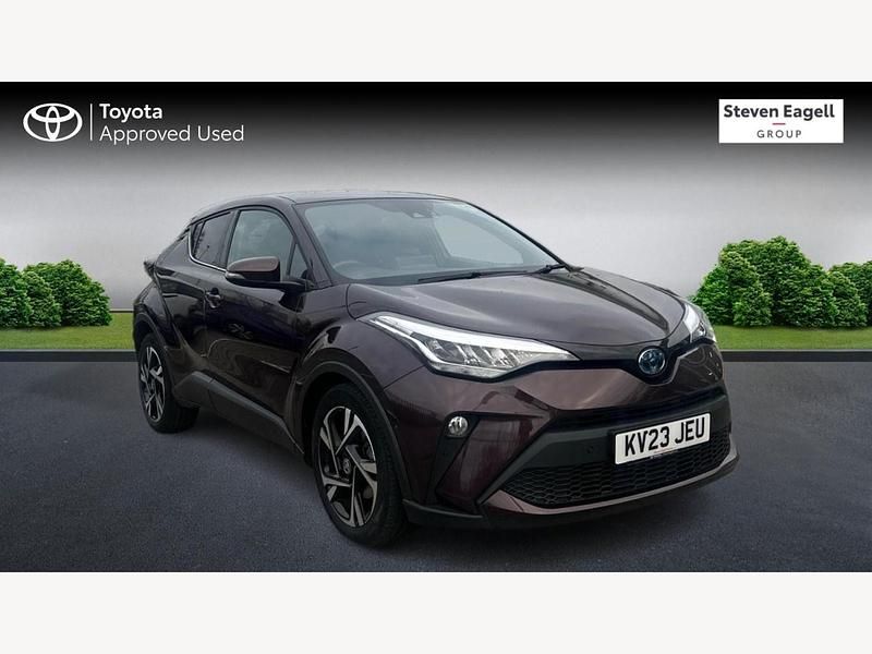 Mauve/purple Used 2023 Toyota C-HR Design SUV | £21,160 (Fair price) - Image 1/3