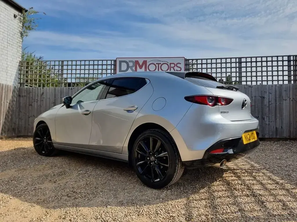 Used Mazda 3 Inclusive 186 HP (136 kW) 2021 Silver Hatchback