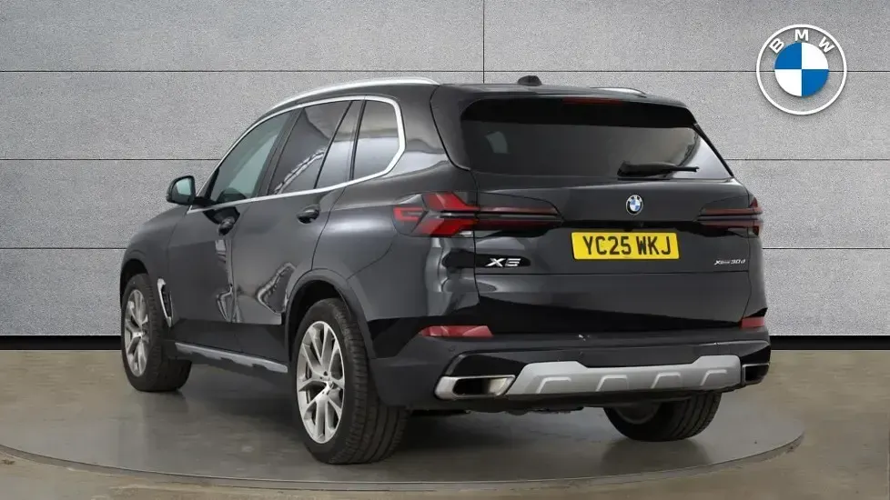 Używany BMW X5 xLine 294 KM (216 kW) 2025 Czarny SUV