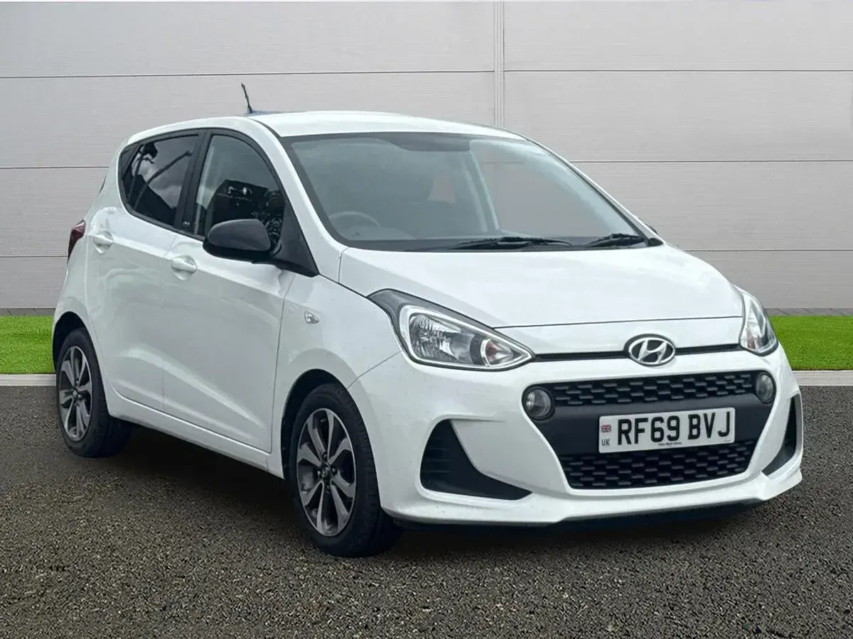Used Hyundai i10 67 HP (49 kW) 2020 Hatchback