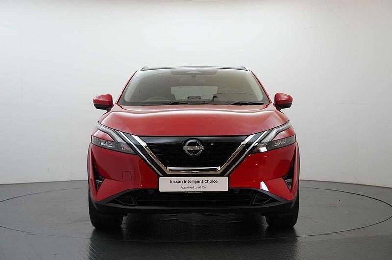 Used Nissan Qashqai N-Connecta 187 HP (137 kW) 2024 Red SUV