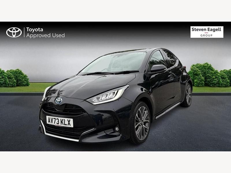 Used Toyota Yaris Hybrid 116 HP (85 kW) 2023 Black Hatchback