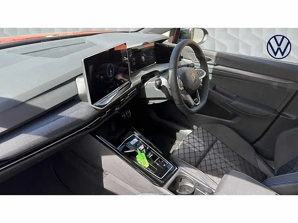Used VW Golf VIII 150 HP (110 kW) 2026
