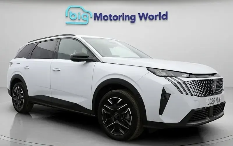 Used Peugeot 5008 Allure 136 HP (100 kW) 2025 SUV
