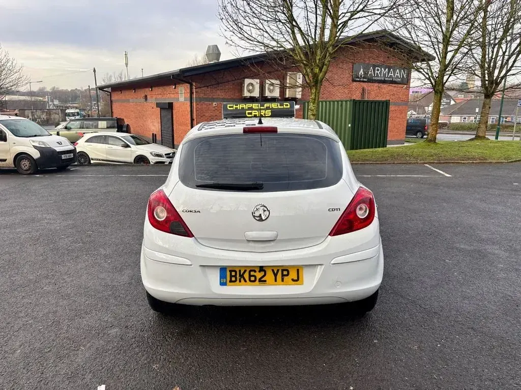 Used Vauxhall Corsa 95 HP (69 kW) 2012 White Van