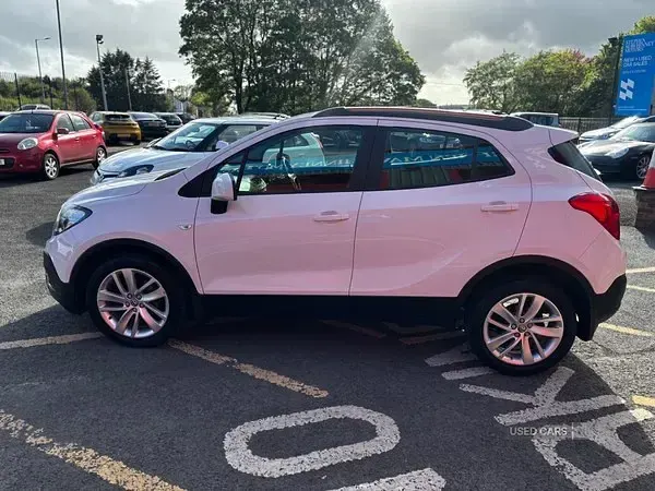 Second-hand Vauxhall Mokka 115 CP (84 kW) 2017 Alb SUV