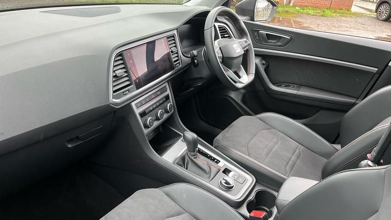Used Seat Ateca FR 150 HP (110 kW) 2024 Black magic SUV
