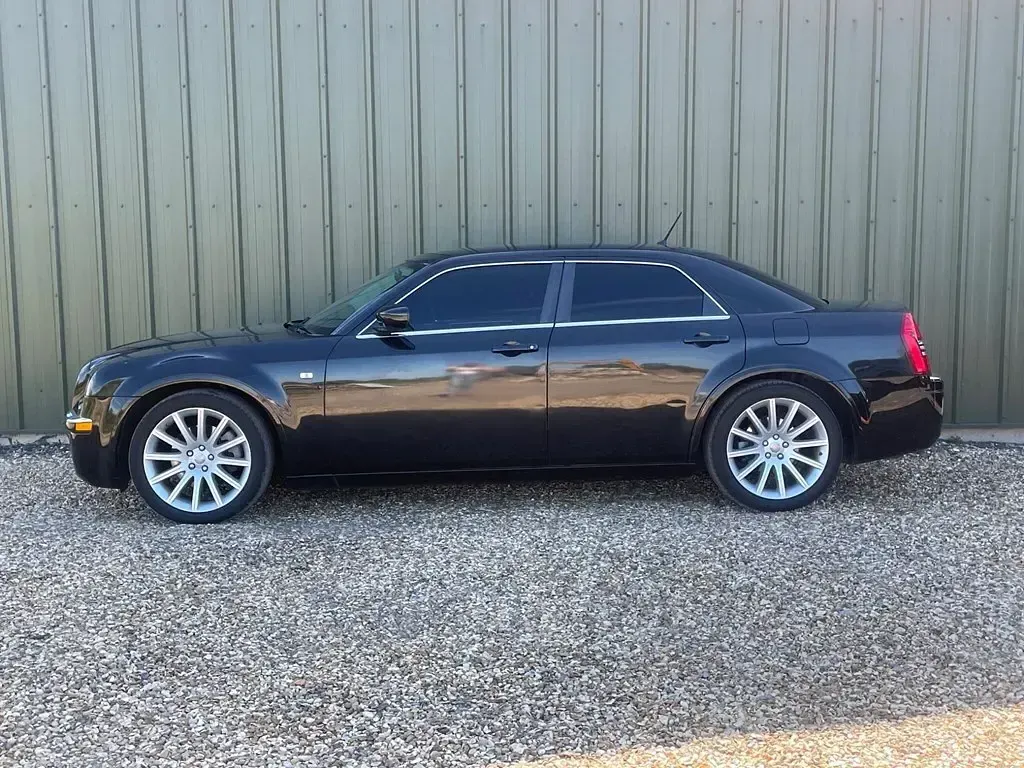 Used Chrysler 300C 2008 Black Sedan