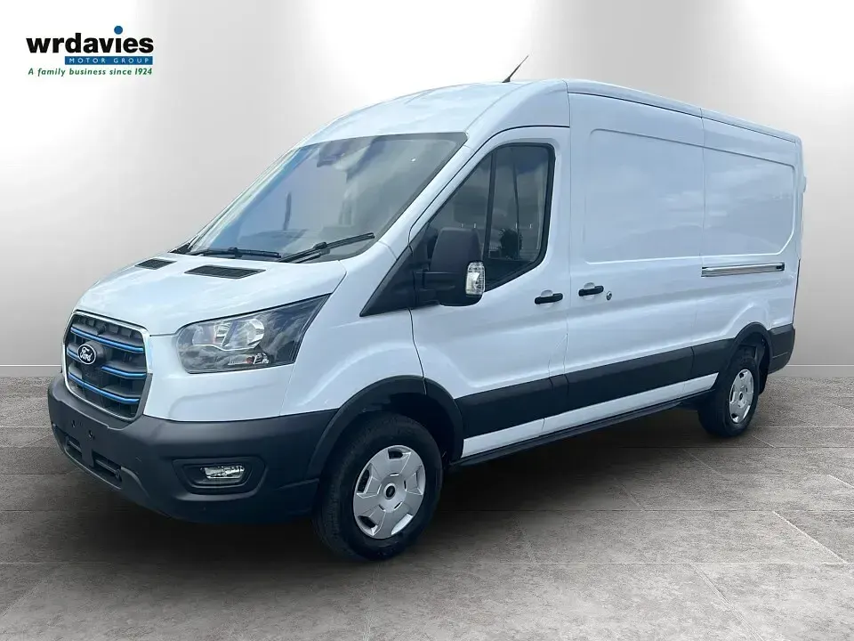 New Ford Transit Trend 135 kW (184 HP) 2026 White Van