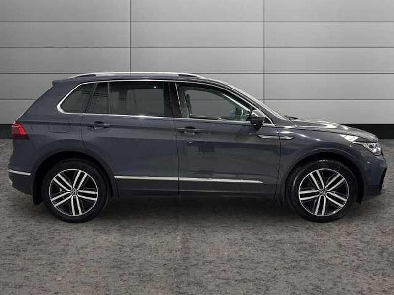 Used VW Tiguan Elegance 150 HP (110 kW) 2021 Grey SUV