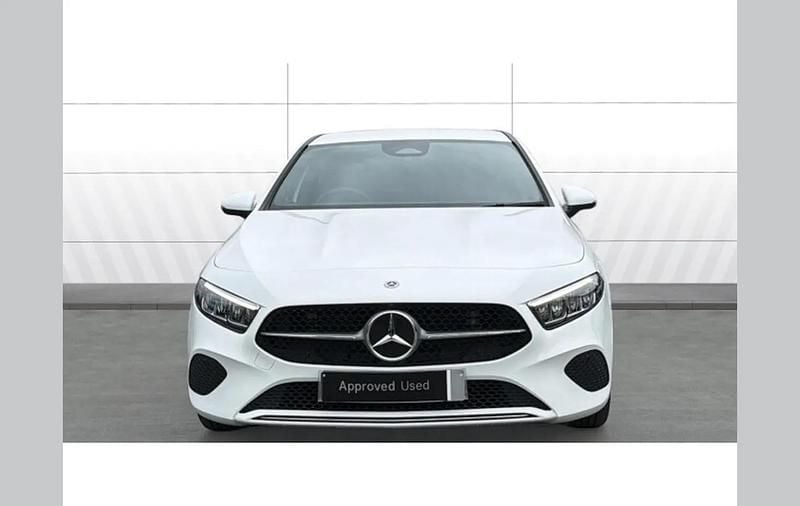 Used Mercedes A200 Executive 161 HP (118 kW) 2025 White Hatchback