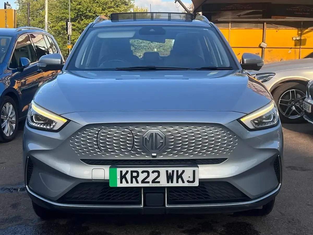Used MG ZS Trophy 114 kW (156 HP) 2022 Silver SUV