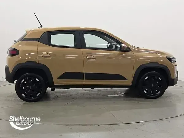 New Dacia Spring Extreme 47 kW (65 HP) 2025 Beige Hatchback