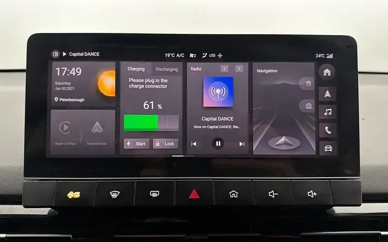 Used MG MG4 EV Trophy 150 kW (204 HP) 2023 Black Hatchback