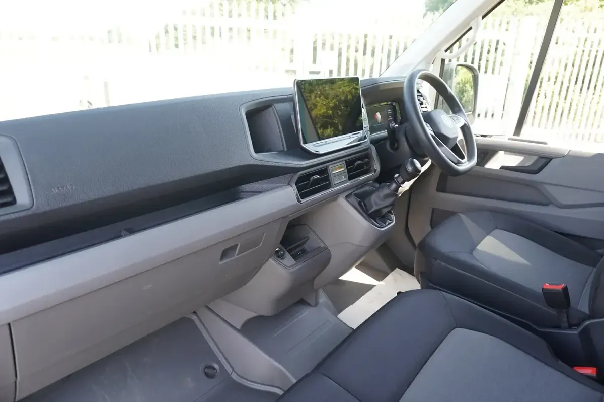 Used VW Crafter 140 HP (102 kW) 2025 White Van