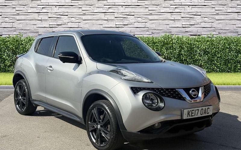 Used Nissan Juke Tekna 116 HP (85 kW) 2017 Silver SUV