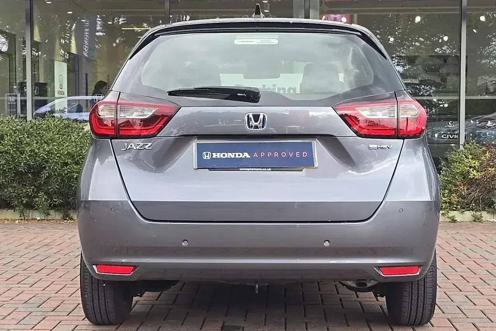 Used Honda Jazz Hybrid 107 HP (78 kW) 2023 Grey Hatchback