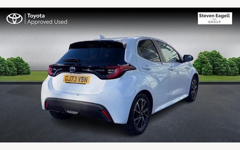Used Toyota Yaris Hybrid Design 116 HP (85 kW) 2025 Hatchback