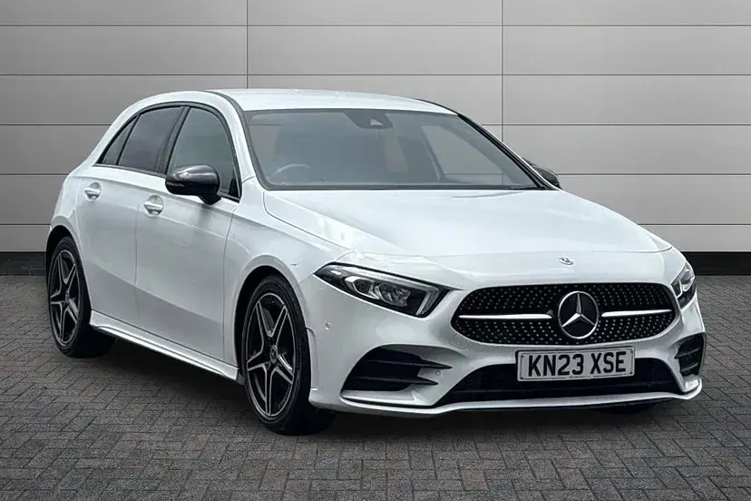 Used Mercedes A200 Executive 150 HP (110 kW) 2023 White Hatchback
