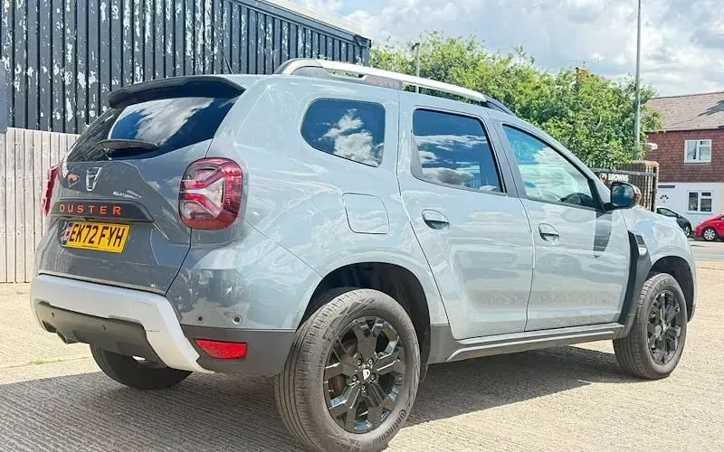 Used Dacia Duster Extreme 90 HP (66 kW) 2022 Grey SUV