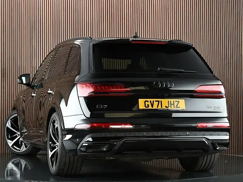 Used Audi Q7 Black Edition 340 HP (250 kW) 2022 Black SUV