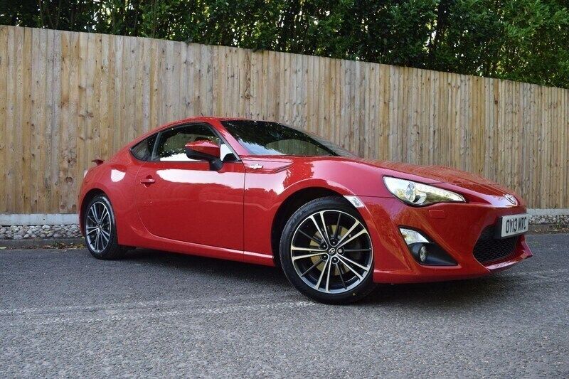 Red Used 2013 Toyota GT86 GT Coupe | £12,495 (Good price) - Image 1/4