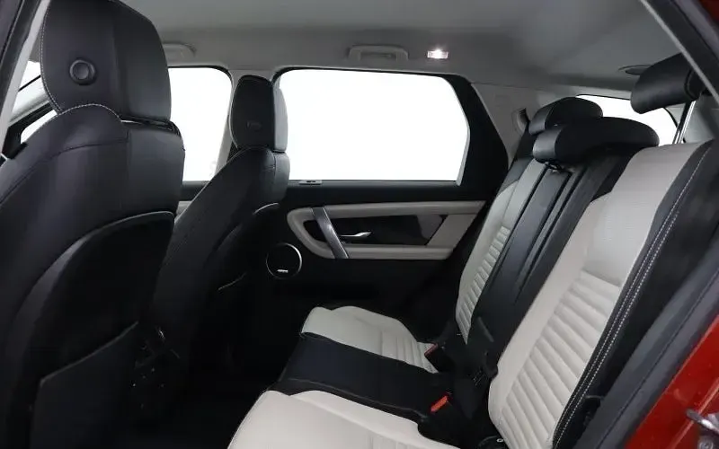Used Land Rover Discovery 5 R-Dynamic 309 HP (227 kW) 2020 Red SUV