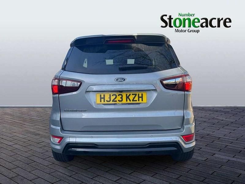 Usado Ford Ecosport ST-Line 123 HP (90 kW) 2023 Prateado SUV