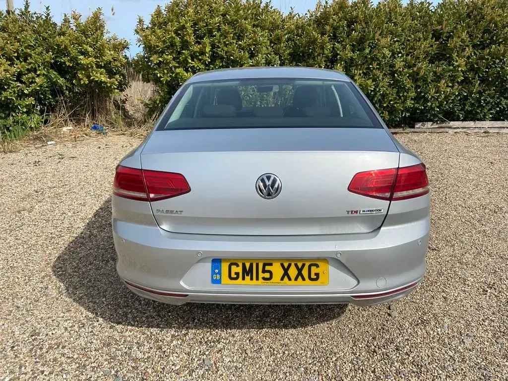 Used VW Passat S 120 HP (88 kW) 2015 Silver Sedan