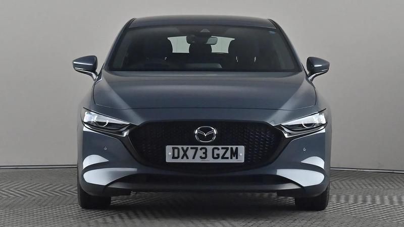 Begagnad Mazda 3 122 HK (89 kW) 2023 Grå Halvkombi