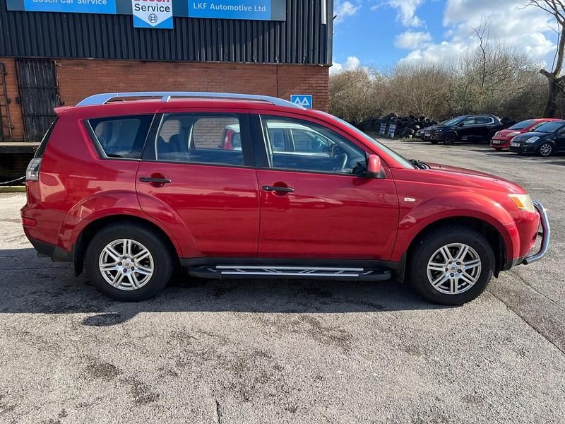 Used Mitsubishi Outlander 2014 Red SUV